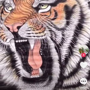 Meet your Posher, Marvin